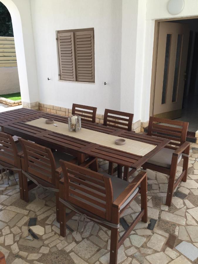 Appartement Soline Ada à Pjescana Uvala Extérieur photo