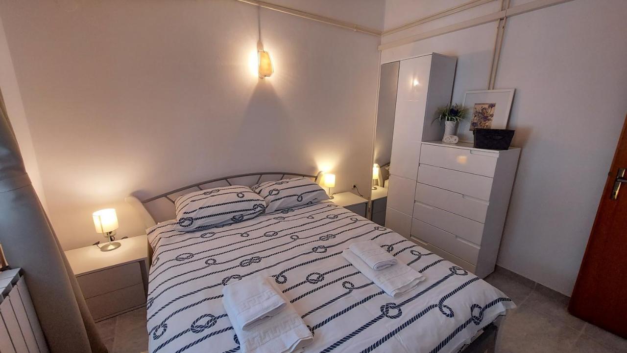 Appartement Soline Ada à Pjescana Uvala Extérieur photo