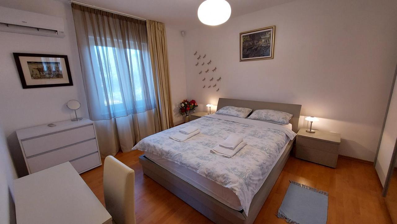 Appartement Soline Ada à Pjescana Uvala Extérieur photo